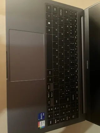 Samsung Galaxy Book 4 Grigio