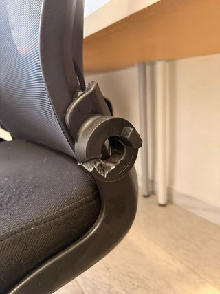 Gratis | Silla de oficina ergonómica negra