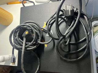 PS4 Pro 1TB Negra  Precio negociable Para reparar