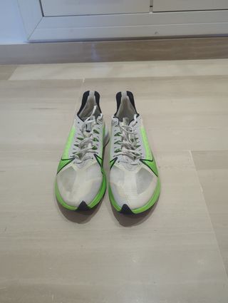 Zapatillas Nike Zoom Gravity Talla 43 con Caja