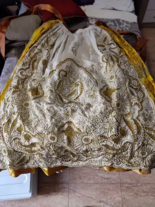 Vestido Fallera Marrón y Dorado