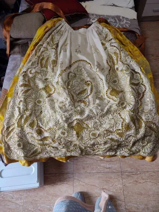 Vestido Fallera Marrón y Dorado