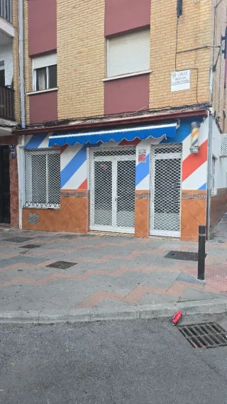 Barberia en traspaso
