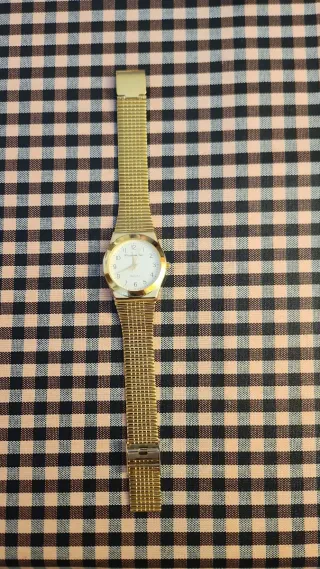 Reloj Christian Gar Dorado Mujer