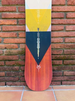 Tabla Snow Burton Yeasayer 152cm