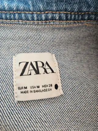 Mono vaquero Zara largo - Talla M - Denim con crem
