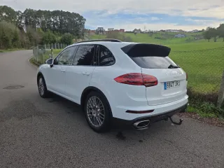 Porsche Cayenne 2016