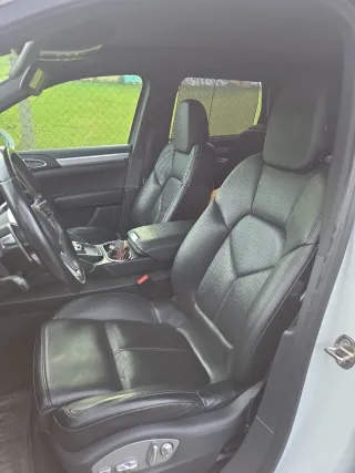 Porsche Cayenne 2016