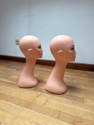 2 Cabezas de maniquí para exposición