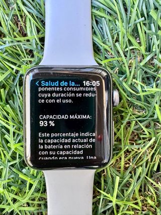 Apple Watch Series 3 (42mm) Gris Espacial - 93%