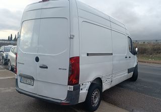 MERCEDES-BENZ Sprinter 311 CDI MEDIO 3.5T T. ALTO