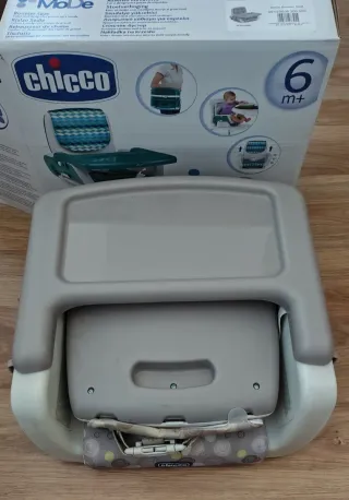 Elevador Chicco MoDe. Color Gris. +6 meses