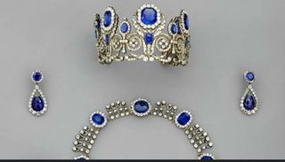 Conjunto Joyas la Corona de Aquitania