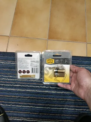 2 Bombines Cerradura Smith & Locke