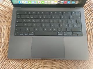 MACBOOK PRO 14'' M3 PRO 18GB RAM SEMINUEVO