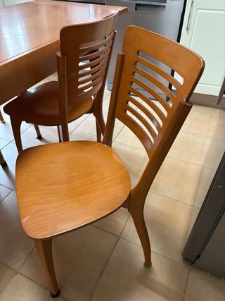 Mesa y 4 sillas - madera - El Corte Inglés