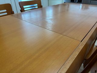 Mesa y 4 sillas - madera - El Corte Inglés