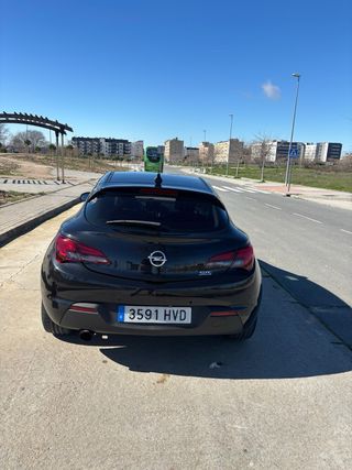 🔥 Opel Astra GTC 1.4 Turbo 140 CV – 2014 – 137.600