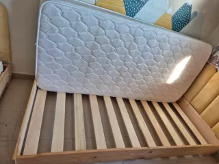 Cama Montessori apilable