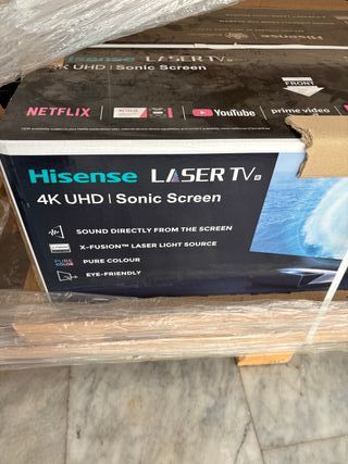 Laser TV Hisense 88" 4K + Pantalla