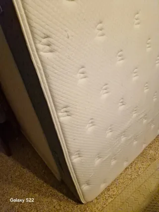 Colchón de muelle ensacado y visco elastico