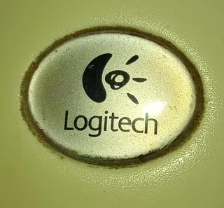 Ratón Logitech USB.