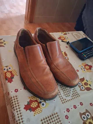 Zapatos de vestir marrones