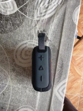 Altavoz JBL Go4 Negro/Gris