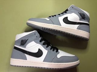 Zapatillas Jordan Gris y Blanco