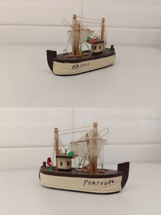 Miniatura Barco Óbidos Portugal em Madeira 12cm