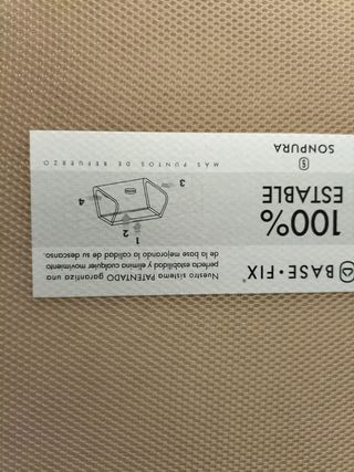 Base tapizada beige y marrón