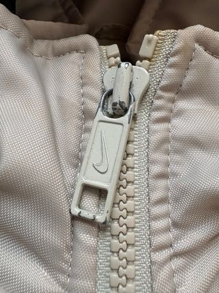 Giacca Nike con cappuccio grigia taglia M