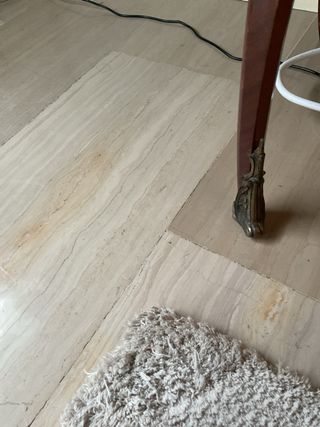 Mesa de juego antigua , plegable, tapizada.