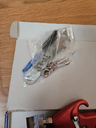 Pistola aerográfica SAT Classic 95P Roja