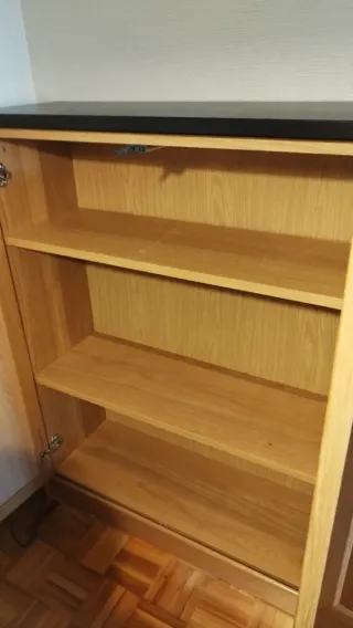 Aparador madera y tapa en negro