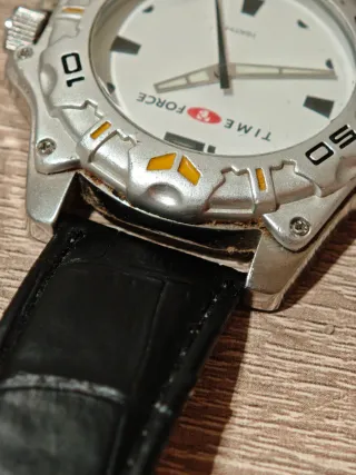 Reloj TIME FORCE Negro