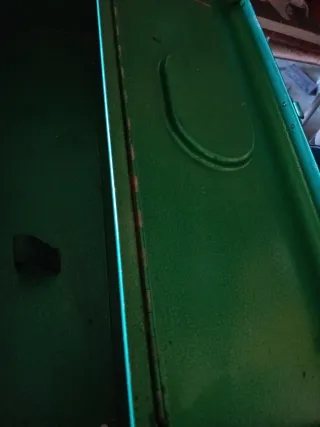 Cajón metálico para herramientas