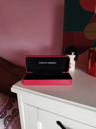 Estuche Gafas Carolina Herrera Rojo