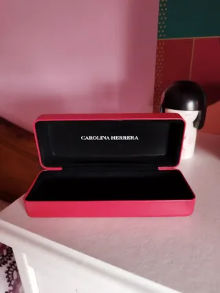 Estuche Gafas Carolina Herrera Rojo