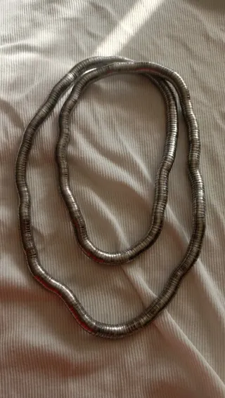 Collar modelable plateado