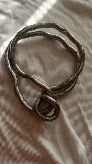 Collar modelable plateado