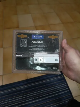 Cerrojo TESA ASSA ABLOY Seguridad Exterior