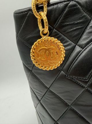 Bolso Chanel Medallion Negro