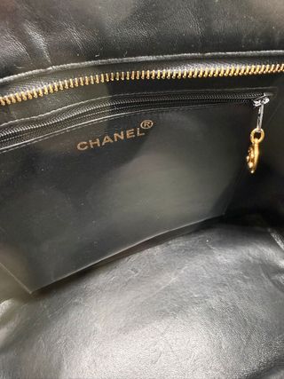 Bolso Chanel Medallion Negro