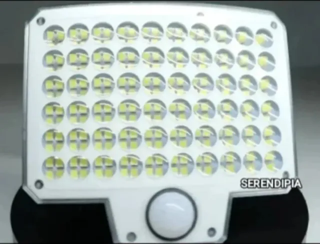 3 FOCOS SOLARES 240 LED