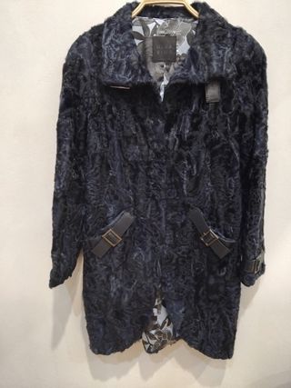 Abrigo Olga Ríos Negro/Gris