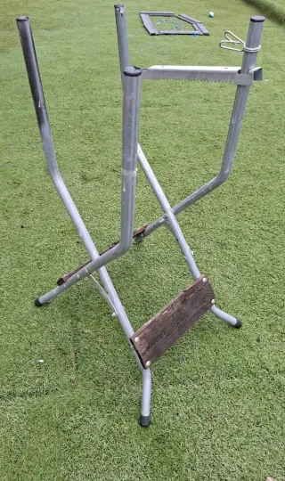 Caballete soporte para cortar leña