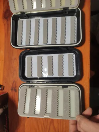 2 Cajas de pesca nuevas