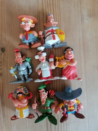 Colección Figuras Los Monclis