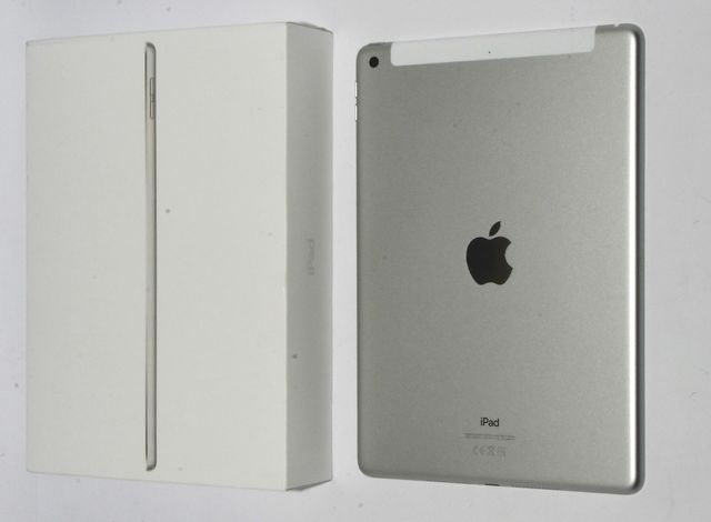 Apple iPad 9 2021 A2604 LTE 256GB Plata